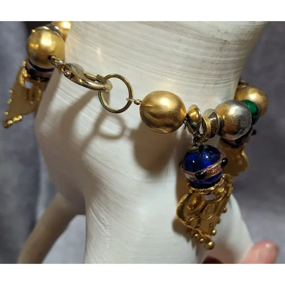 Unique Gold Charm Bracelet - Picture 4 of 6